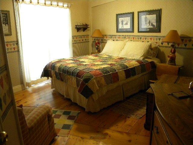 Stouffermill Bed & Breakfast Algonquin Highlands ภายนอก รูปภาพ